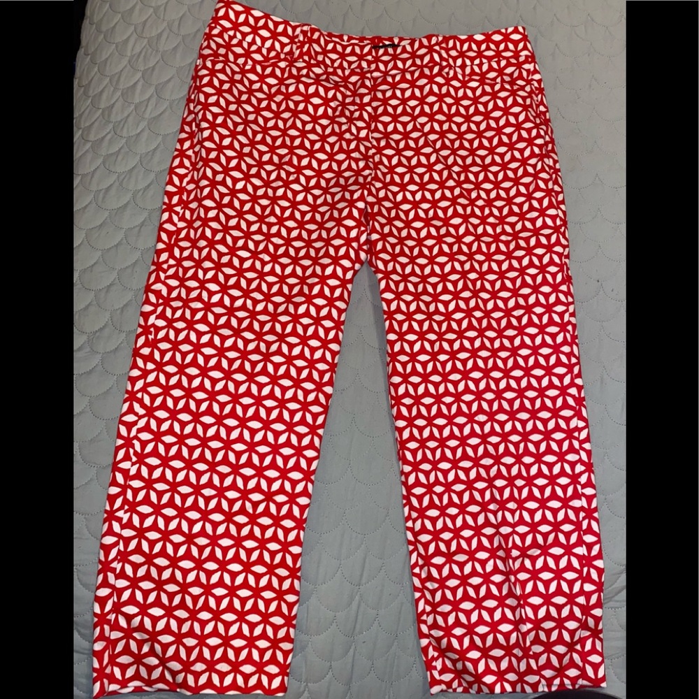 Zac & Rachel Slim Crop red & white pattern crop/capri pants sz 8~Nwt’s